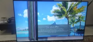 خطوط رنگی عمودی و افقی در تصویر تلویزیون سامسونگ